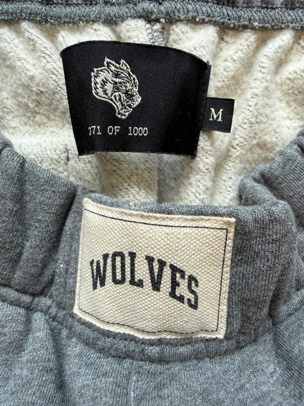 DarcSport Like New Dual Patch Lounge Sweat Shorts in Grey Medium 371/1000 - Picture 2 of 12